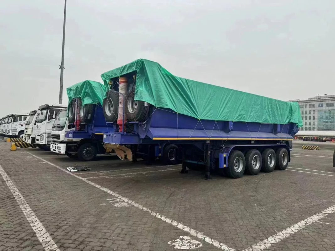 MULINCAN_4-axle rear-overturning semi-trailer is being shipped to the port of Dar es Salaam